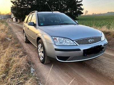 Gebraucht Ford Mondeo Ambiente 110 PS (80 kW) 2007 Silber Kombi