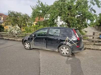 Gebraucht Ford C-MAX Ghia 120 PS (88 kW) 2003 Schwarz Van / Kleinbus