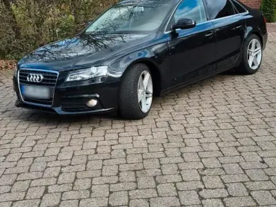 Używany Audi A4 143 KM (105 kW) 2010 Czarny Sedan/Limuzyna