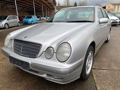 Mercedes E240