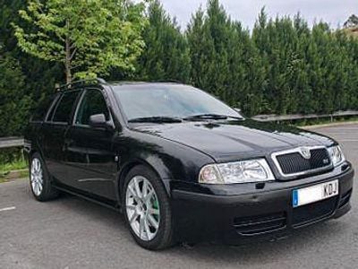 Używany Skoda Octavia RS 179 KM (131 kW) 2004 Czarny Kombi