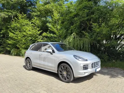 Gebraucht Porsche Cayenne S 385 PS (283 kW) 2016 Rhodiumsilbermetallic SUV