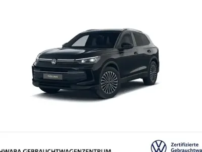 Gebraucht VW Tiguan Goal 150 PS (110 kW) 2025 Schwarz SUV