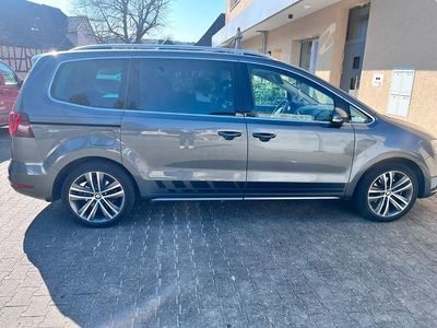 Grau Gebraucht 2021 Seat Alhambra FR-Line Van / Kleinbus | 30.500 € (Etwas zu teuer)