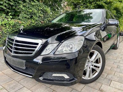 Gebraucht Mercedes E350 Avantgarde 292 PS (214 kW) 2010 Schwarz Limousine