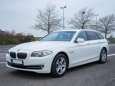 Gebraucht BMW 520 187 PS (137 kW) 2012 Weiß Kombi