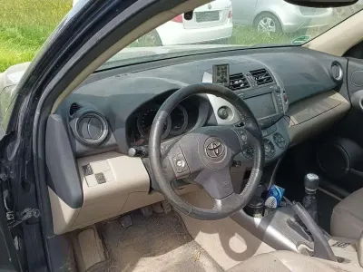 Begagnad Toyota RAV4 Executive 177 HK (130 kW) 2007 Blå SUV