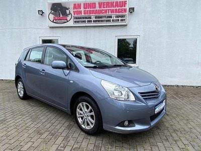 Blau Gebraucht 2011 Toyota Verso Edition Van / Kleinbus | 6.990 € (Fairer Preis)