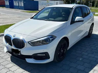 Gebraucht BMW 118 Advantage 136 PS (100 kW) 2021 Weiß Kleinwagen