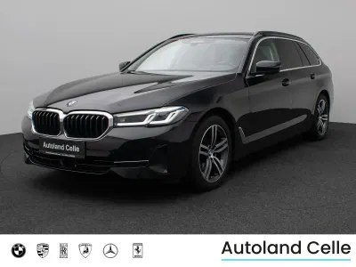 Gebraucht BMW 520 Sport Line 190 PS (139 kW) 2023 Saphirschwarz475schwarz Limousine