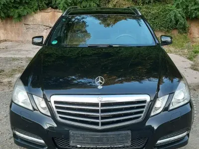 Gebraucht Mercedes E350 Avantgarde 265 PS (194 kW) 2011 Schwarz Kombi