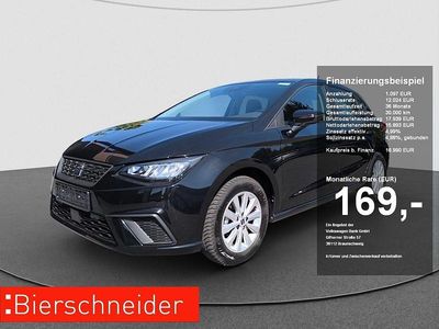 Mitternachtsschwarz (metallic) Gebraucht 2023 Seat Ibiza Style Limousine | 16.890 € (Fairer Preis)