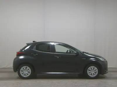 Gebraucht Toyota Yaris 92 PS (67 kW) 2020 Black metallic