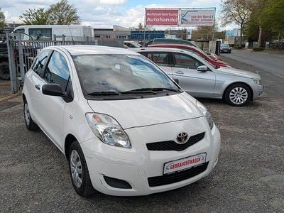 Usata Toyota Yaris 69 CV (50 kW) 2009 Bianco Utilitaria