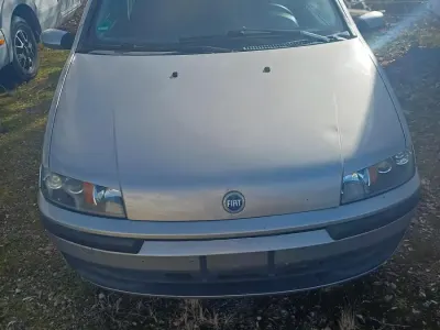 Usata Fiat Punto 60 CV (44 kW) 2003 Argento Utilitaria