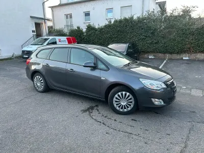 Brugt Opel Astra Sport 140 HK (102 kW) 2012 Grå Stationcar
