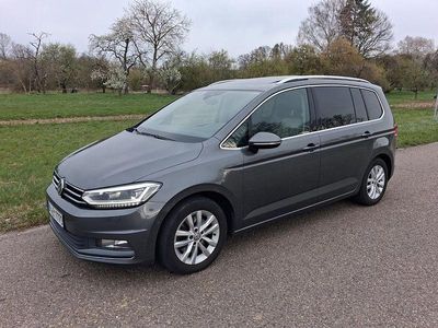 Gebraucht VW Touran Highline 179 PS (131 kW) 2016 Grau Van / Kleinbus