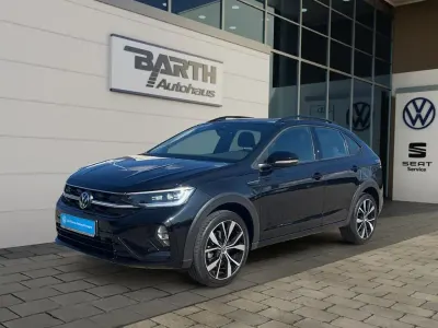 Gebraucht VW Taigo R-line 150 PS (110 kW) 2023 Black magic perleffekt (metallic) SUV