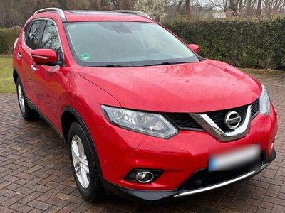 Gebraucht Nissan X-Trail 177 PS (130 kW) 2017 Rot SUV