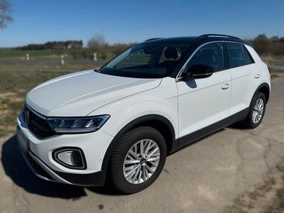 Gebraucht VW T-Roc Life 110 PS (80 kW) 2022 Weiß SUV