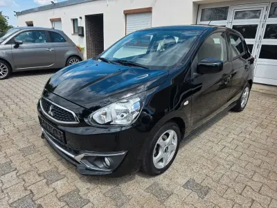 Gebraucht Mitsubishi Space Star Edition 71 PS (52 kW) 2018 Schwarz Kleinwagen