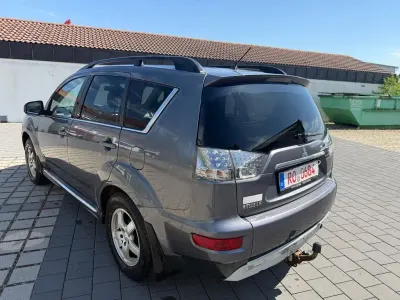 Brugt Mitsubishi Outlander Invite 140 HK (102 kW) 2011 SUV