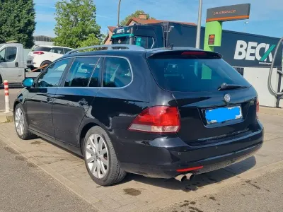 Second-hand VW Golf VII Highline 140 CP (102 kW) 2013 Negru Break