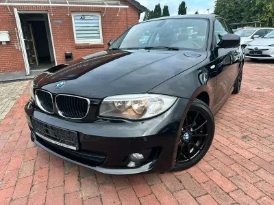 Gebraucht BMW 120 Coupé Sport Line 177 PS (130 kW) 2011 Schwarz Coupé