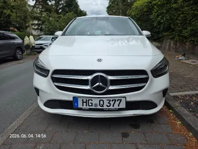 Gebraucht Mercedes B220 Progressive 190 PS (139 kW) 2020 Weiß Van / Kleinbus