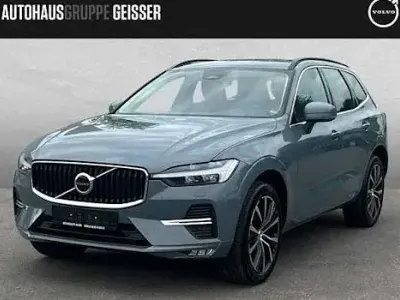 Używany Volvo XC60 Core 197 KM (144 kW) 2023 Szary SUV