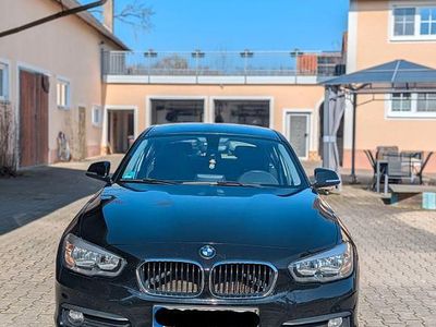 Gebraucht BMW 116 Advantage 109 PS (80 kW) 2015 Schwarz Kleinwagen