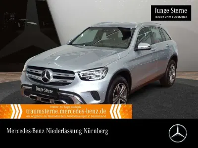 Gebraucht Mercedes GLC300e 211 PS (155 kW) 2021 Silber SUV