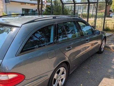 Mercedes E200