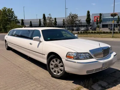 Gebraucht Lincoln Town Car 250 PS (183 kW) 2007 Weiß Limousine