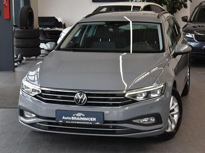 Grau Gebraucht 2023 VW Passat Business Limousine | 19.980 € (Fairer Preis)