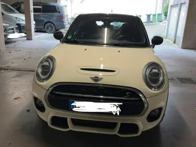 Używany Mini John Cooper Works Pepper 192 KM (141 kW) 2020 Biały Hatchback