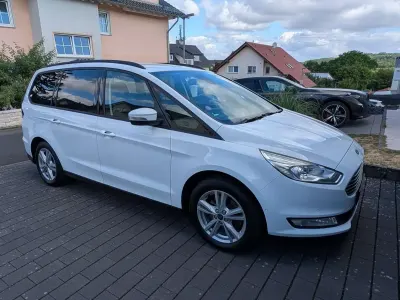 Gebraucht Ford Galaxy 165 PS (121 kW) 2019 Weiß Van / Kleinbus