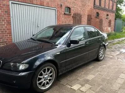 Gebraucht BMW 118 118 PS (86 kW) 2004 Schwarz Kleinwagen