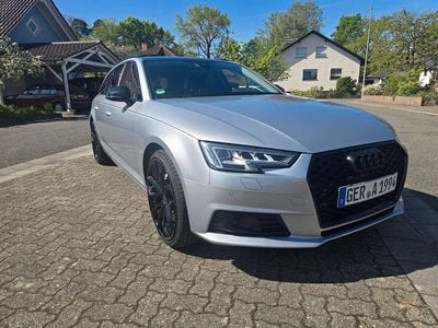 Second-hand Audi A4 Sport 190 CP (139 kW) 2018 Argintiu Break