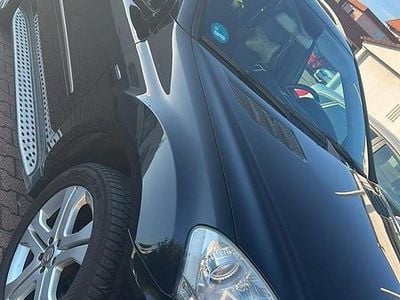 Gebraucht Mercedes ML300 205 PS (150 kW) 2010 Schwarz SUV