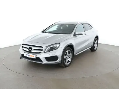 Gebraucht Mercedes GLA200 AMG line 156 PS (114 kW) 2017 Silber SUV