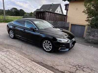 Second-hand Audi A5 Sportback Ambiente 190 CP (139 kW) 2017 Negru Hatchback