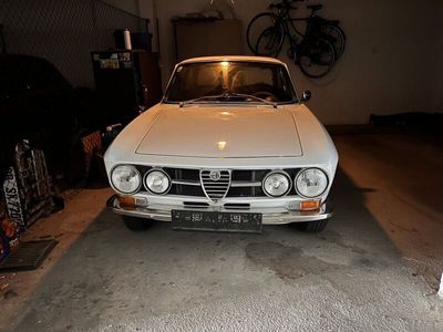 Alfa Romeo 1750