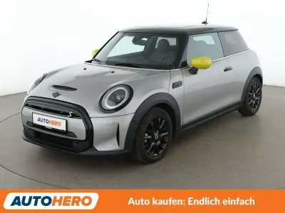 Gebraucht Mini Cooper SE Classic 135 kW (184 PS) 2023 Melting silver iii Kleinwagen