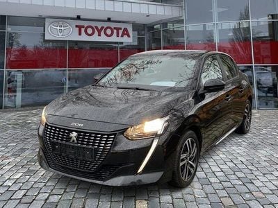 Gebraucht Peugeot 208 Active 101 PS (74 kW) 2023 Lackierung schwarz perla nera/ Kleinwagen