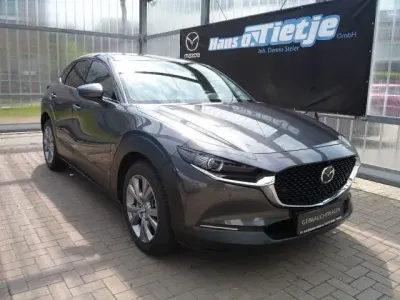 Używany Mazda CX-30 Exclusive 140 KM (102 kW) 2024 Szary SUV