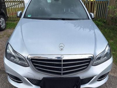 Mercedes E220