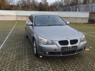 BMW 525