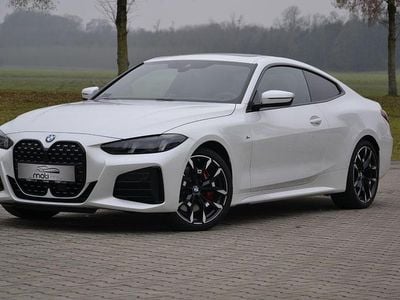 Weiß Gebraucht 2025 BMW 420 M Sport Coupé | 54.490 € (Guter Preis)
