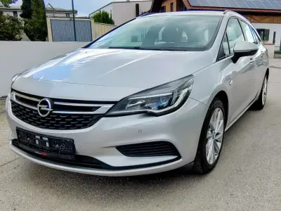 Używany Opel Astra Edition 136 KM (100 kW) 2019 Srebrny Kombi